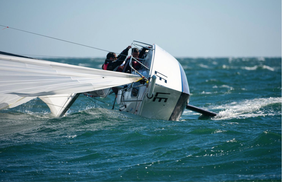 racing sailboat broach