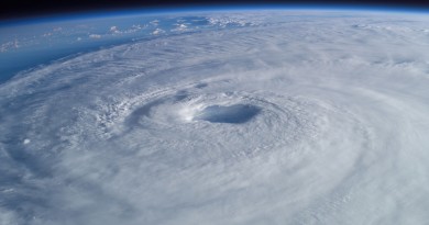 Klussen aan de Hope op Fuij: opschieten want cycloongevaar
