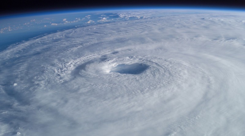 Klussen aan de Hope op Fuij: opschieten want cycloongevaar